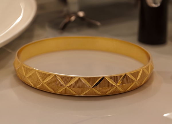 Jewels Kafe One Gram Gold Plated Mens Kada