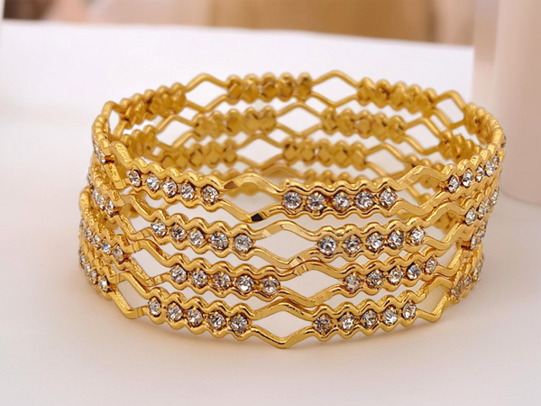Jewels Kafe Gold Plated Bangle Set (Pack of 4)