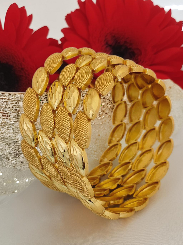 Jewels Kafe Anti-Tarnish Gold Plated Bangle Set of 4