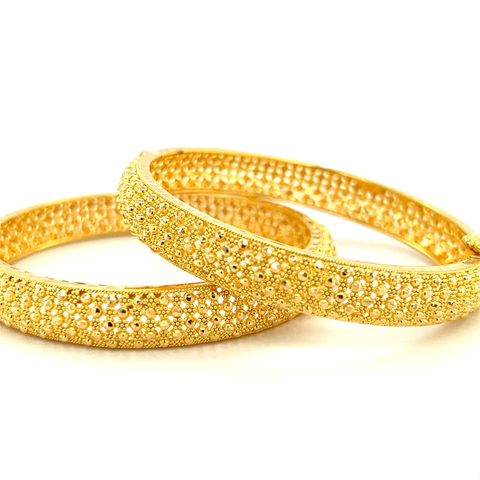 Jewels Kafe Gold Plated Bangle Set