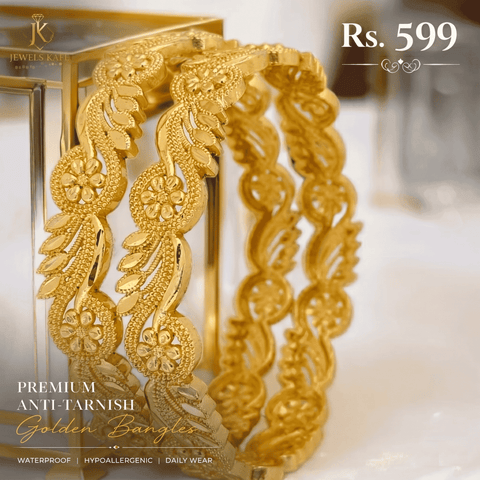 Jewels Kafe Anti-Tarnish Gold Plated Bangle Set