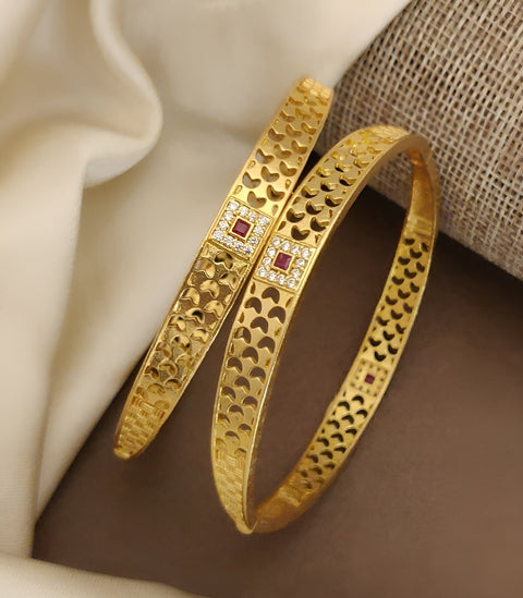 Jewels Kafe Gold Plated Bangle Set of 2 Jewels Kafe
