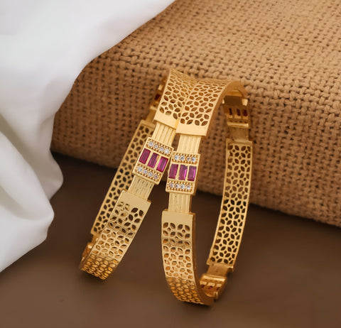 Jewels Kafe Gold Plated Bangle Set of 2 2.8