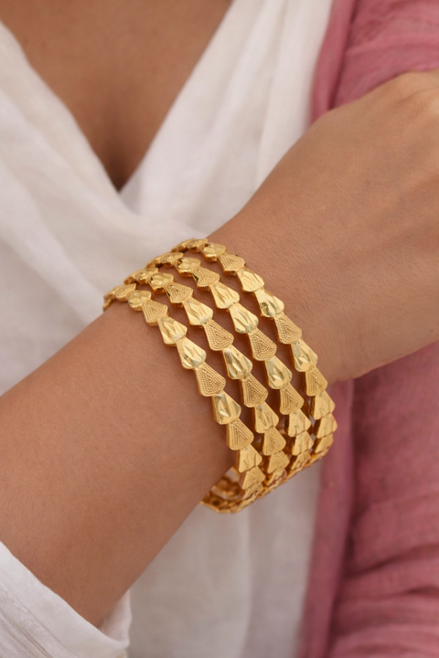 Jewels Kafe Gold Plated Bangle Set (Pack of 4)