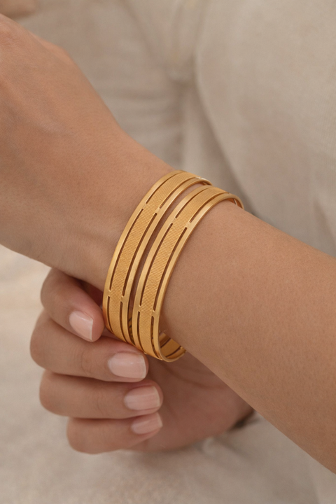 Jewels Kafe Gold Plated Bangle Set of 2