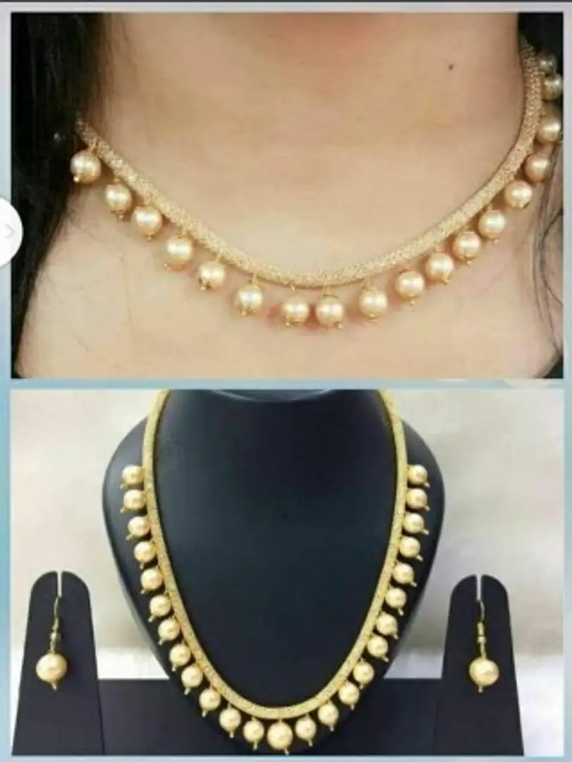 Pearl Necklace with earing Main image