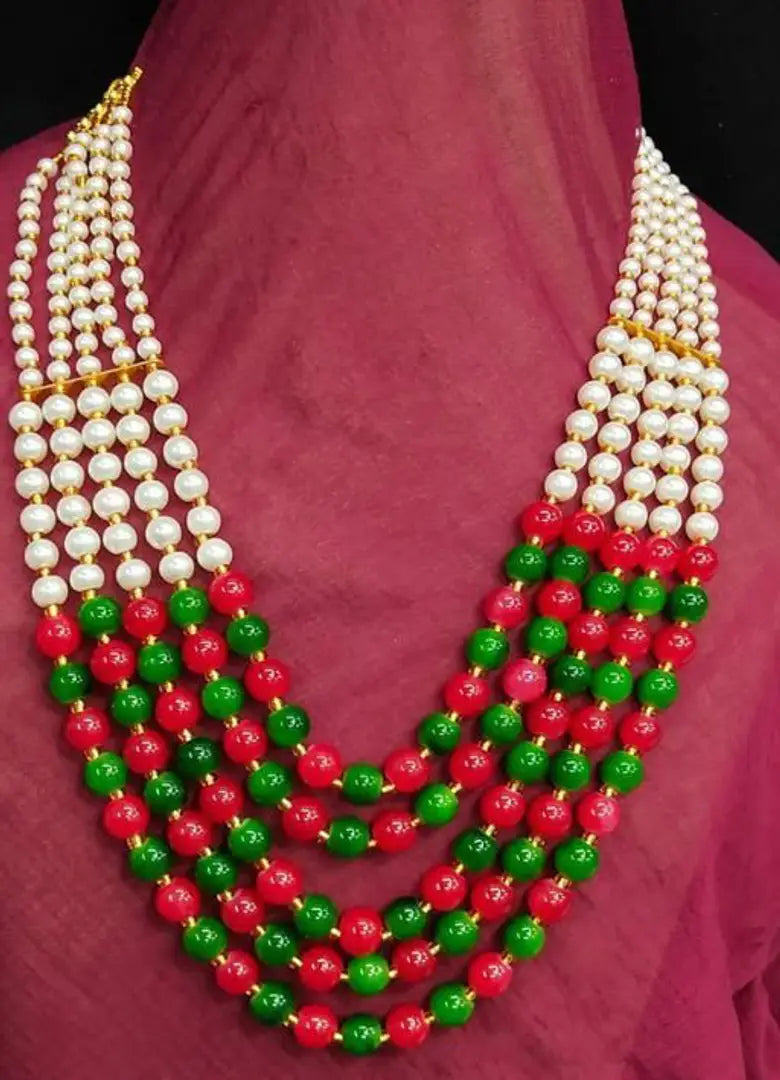 Trendy Pearl Necklace for Women and Girls Main image