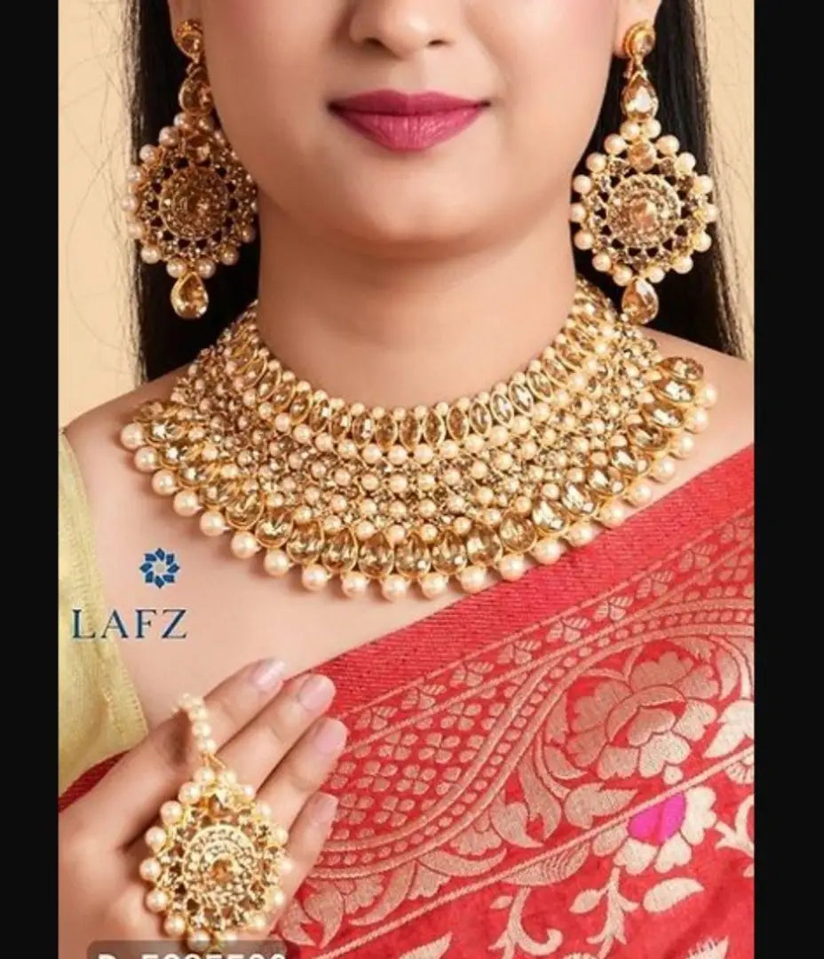 Trendy Jewellery Set