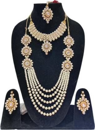 Jewels Kafe One Gram Gold Plated Pearl Necklace Set